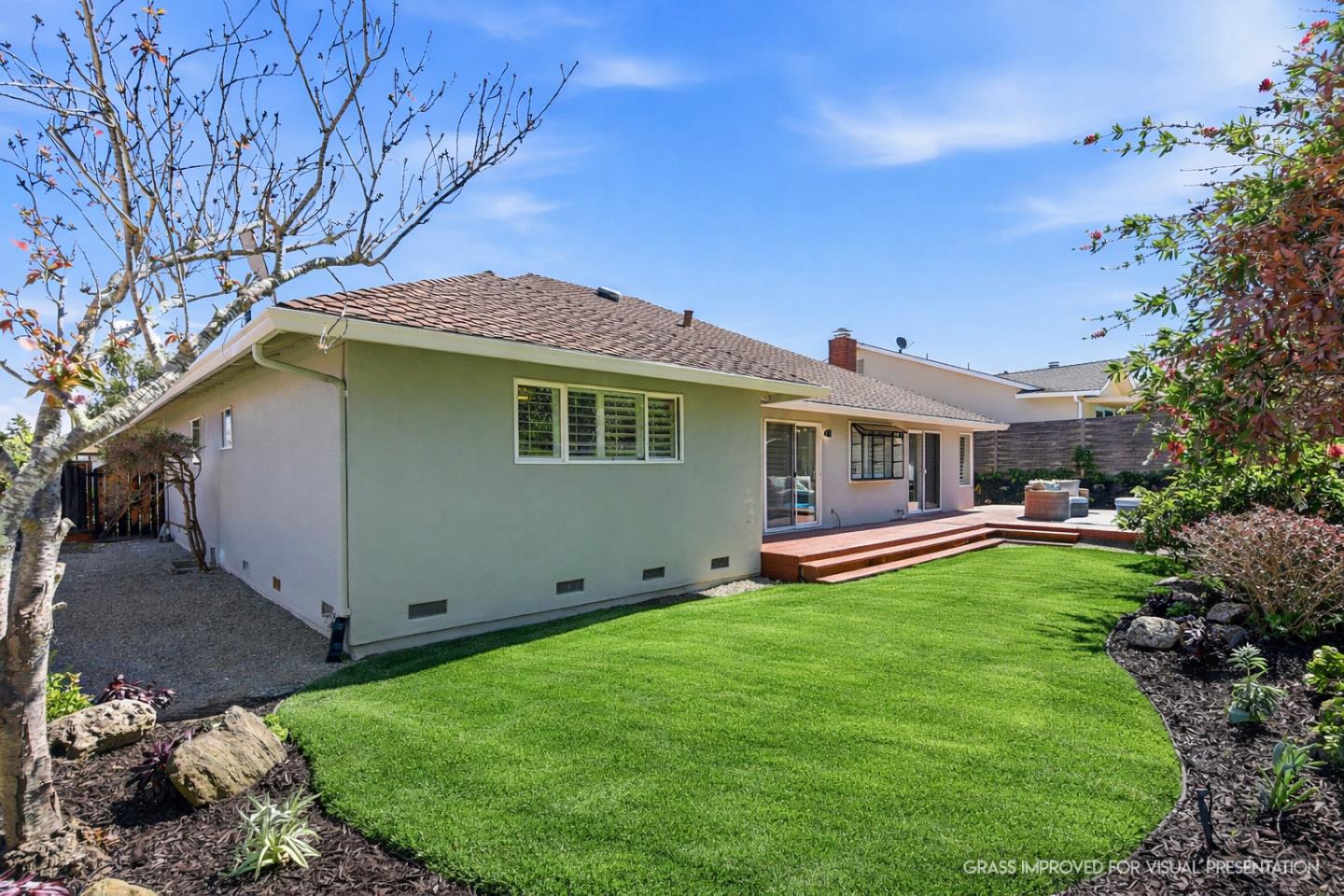 1460 Murchison Drive