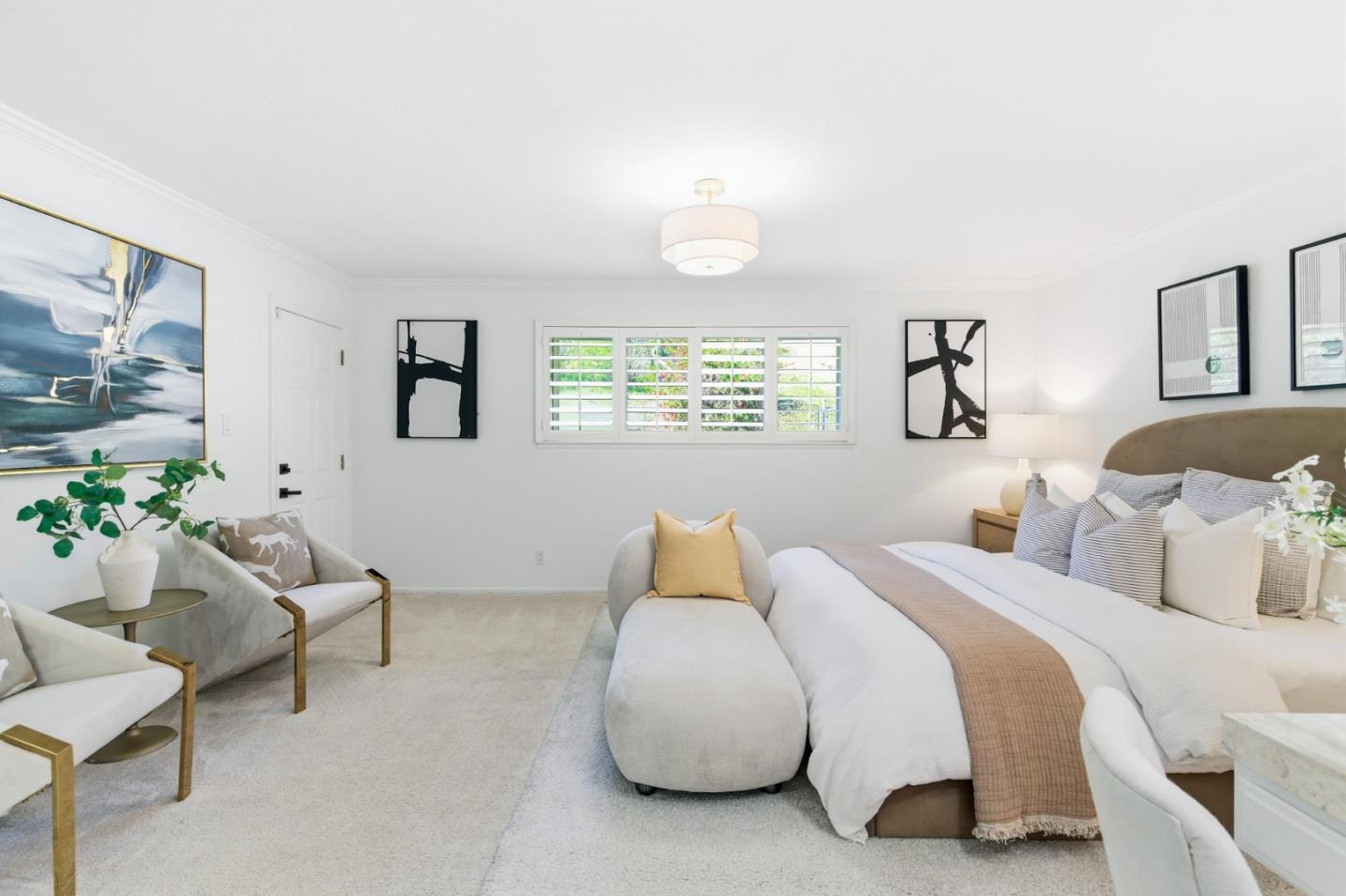 1460 Murchison Drive