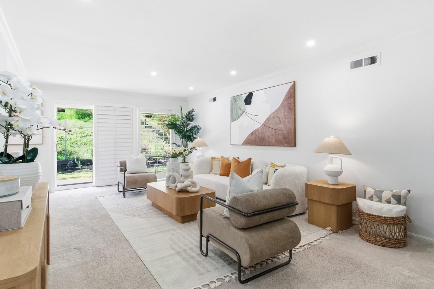 1460 Murchison Drive