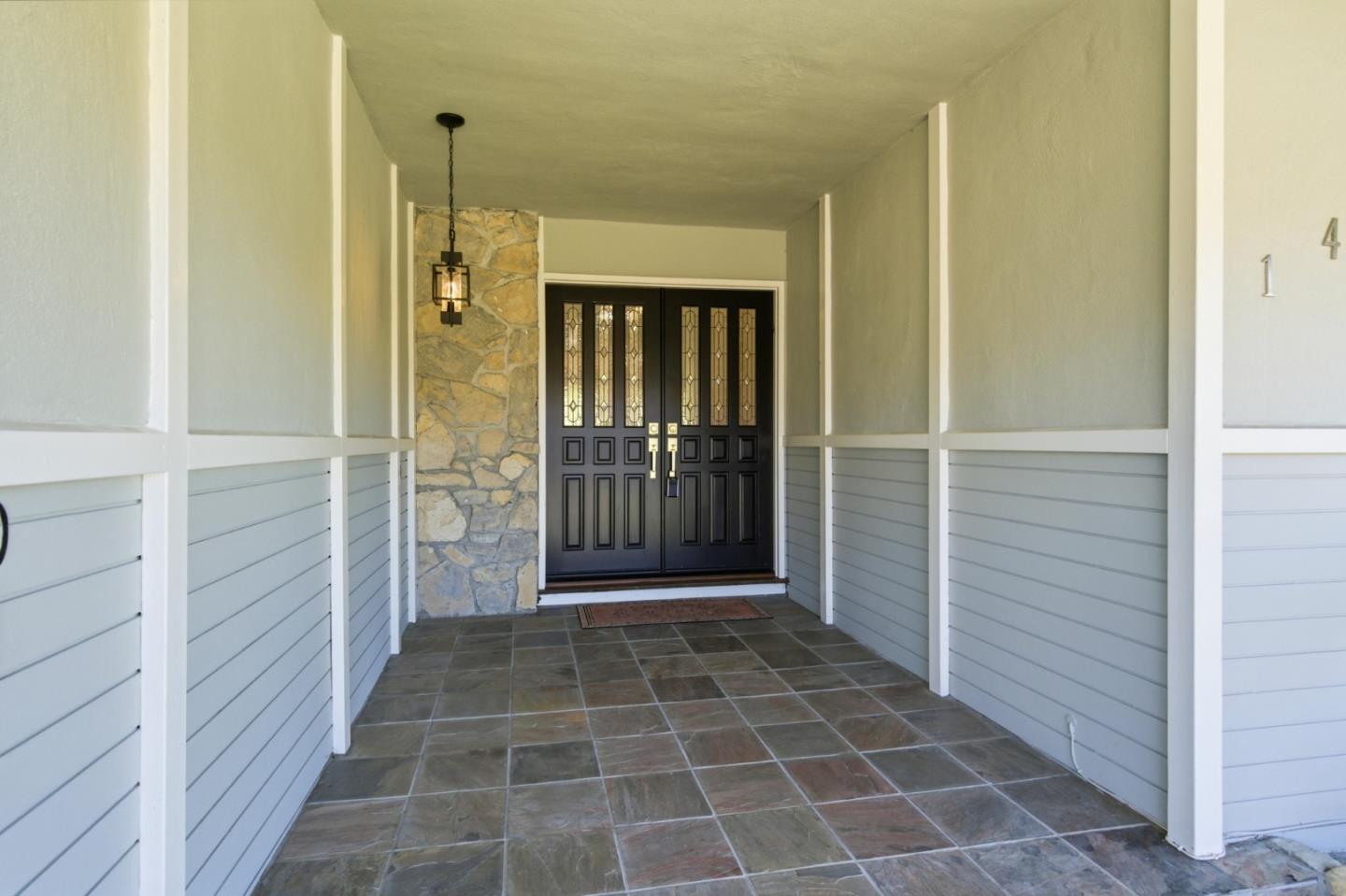 1460 Murchison Drive