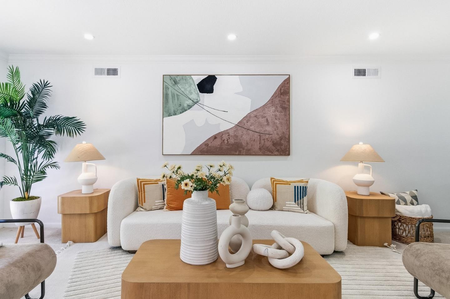 1460 Murchison Drive