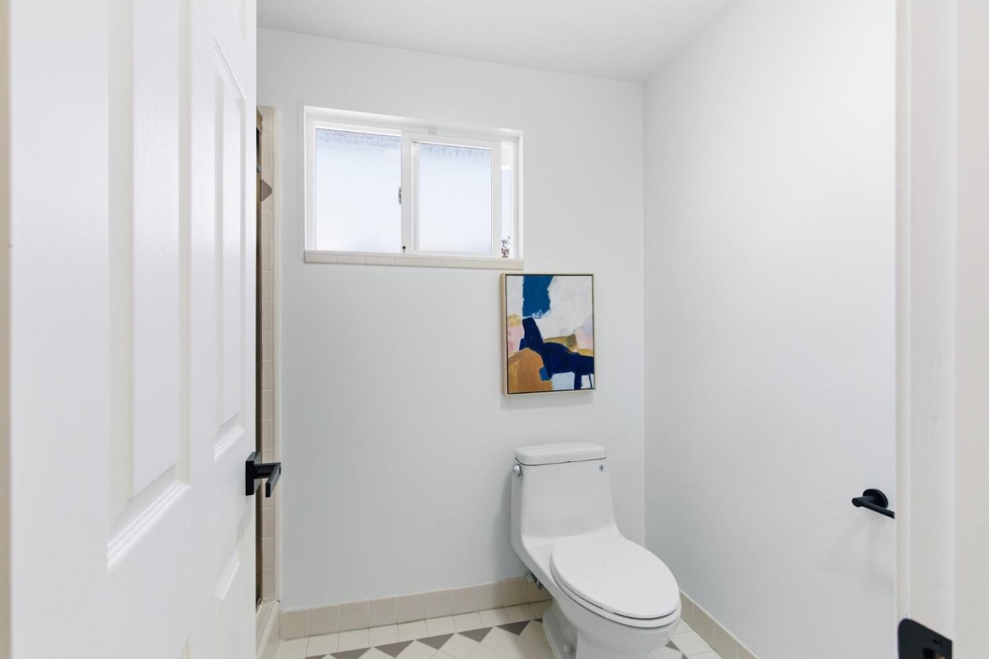 1460 Murchison Drive