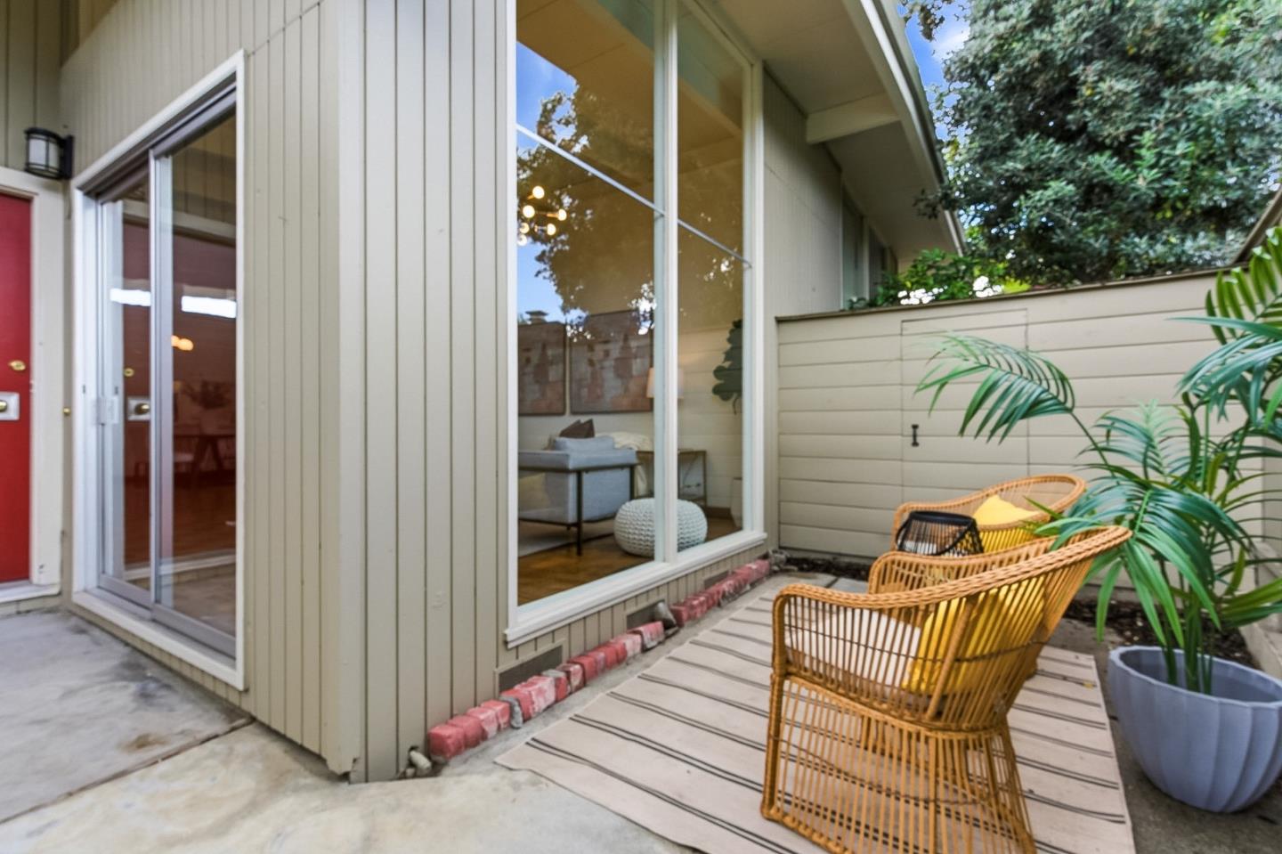 3909 Middlefield Road F