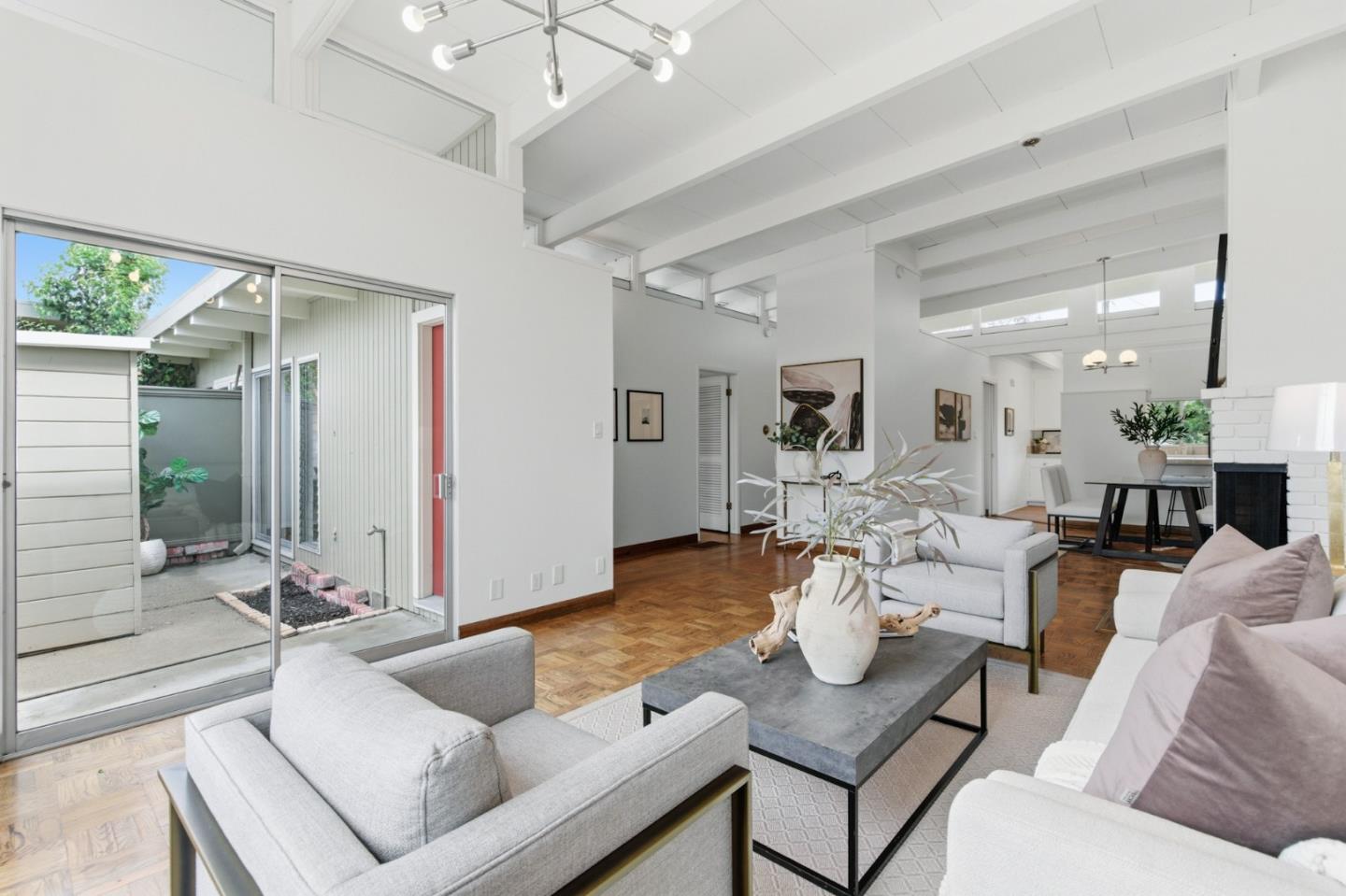 3909 Middlefield Road F