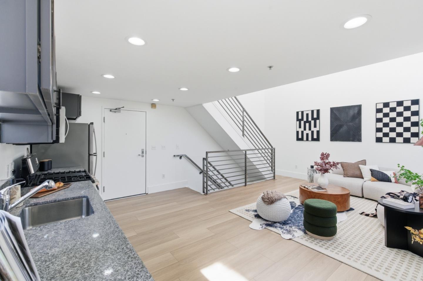 701 Minna Street 13