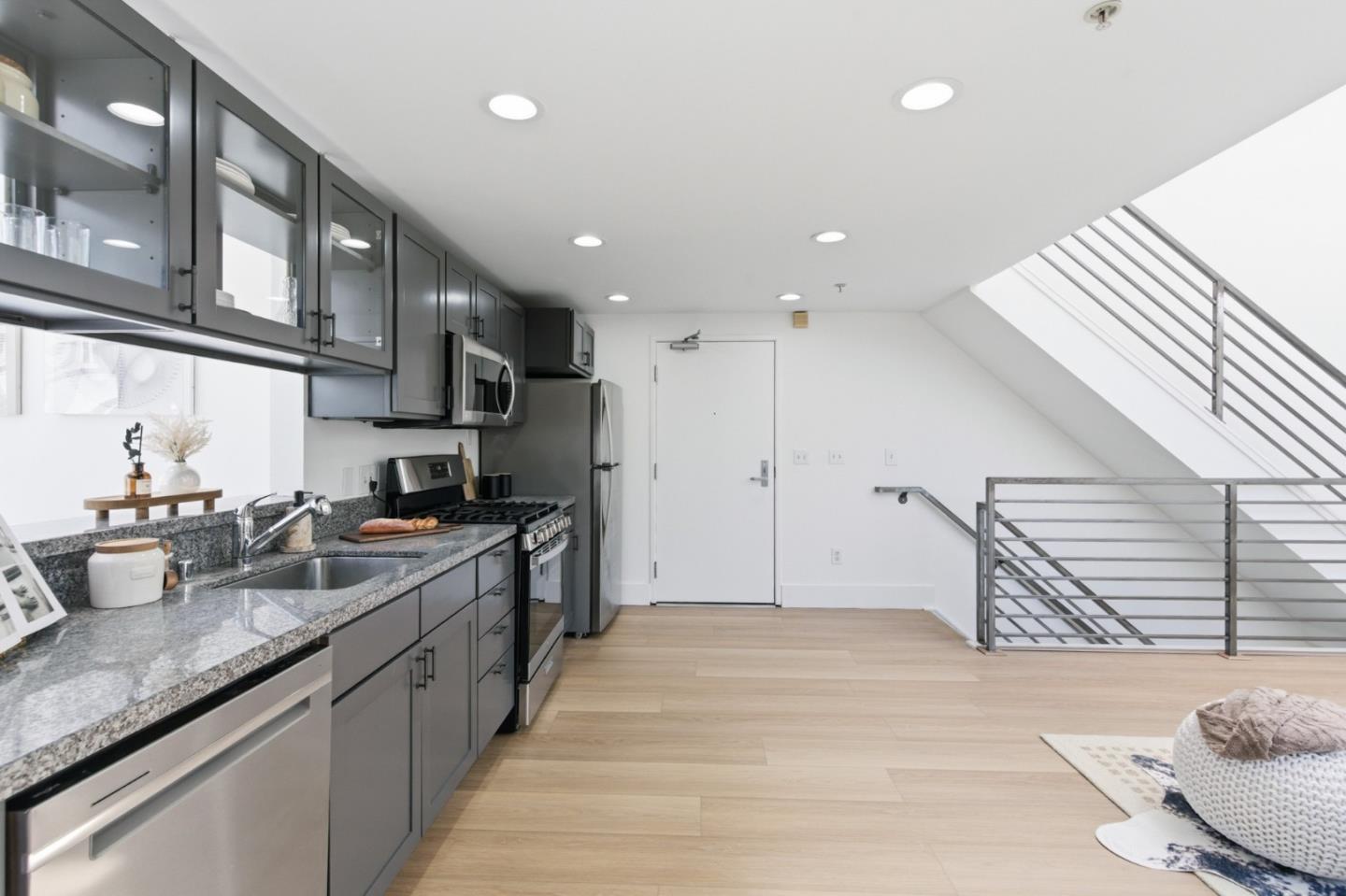 701 Minna Street 13