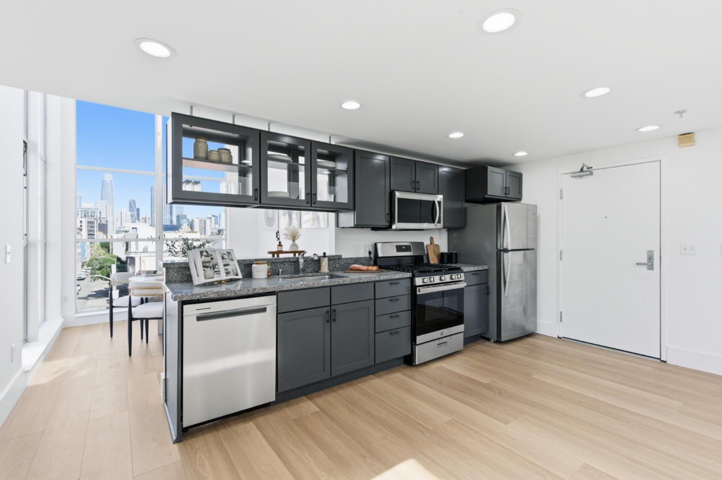 701 Minna Street 13