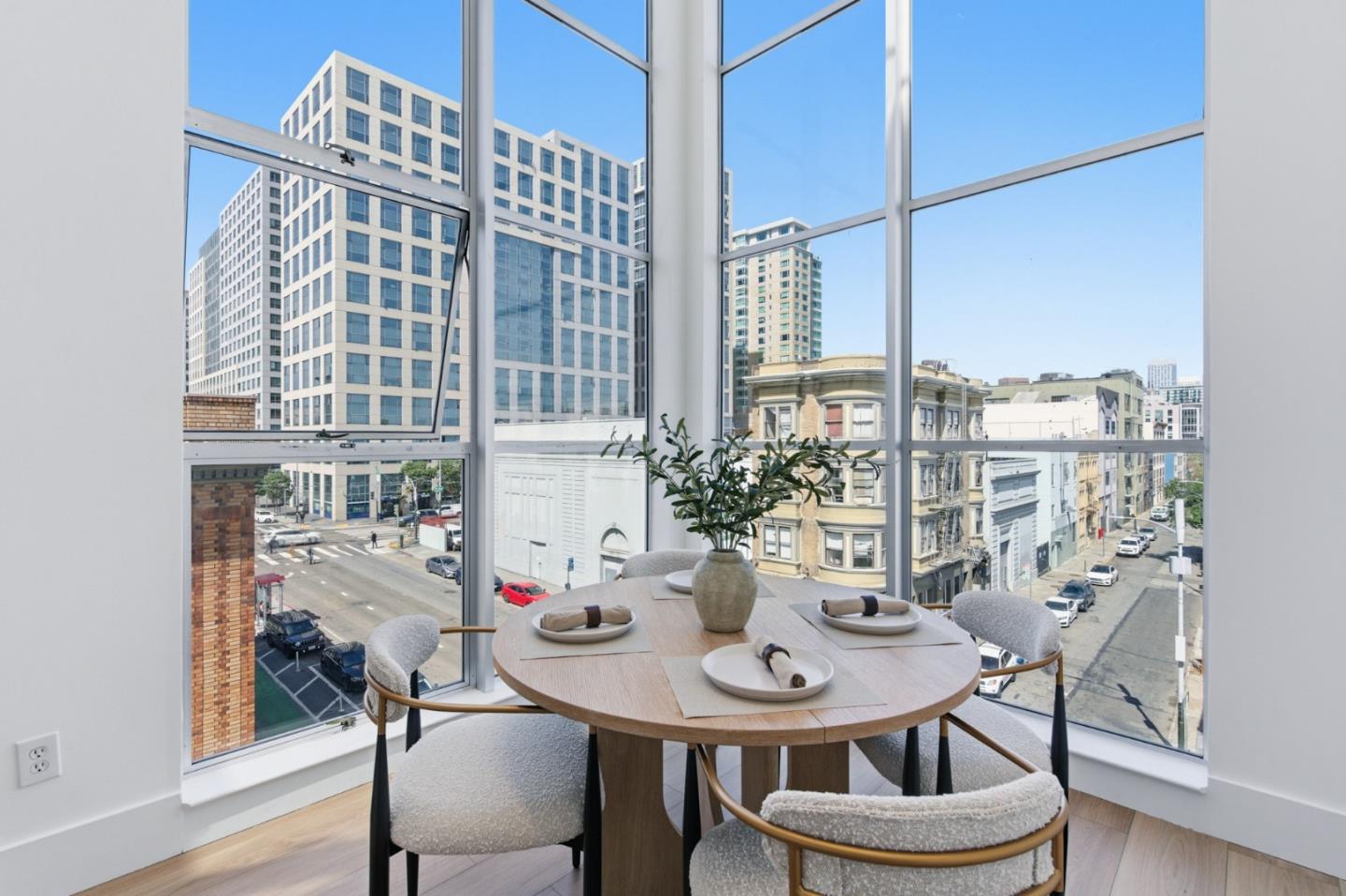 701 Minna Street 13