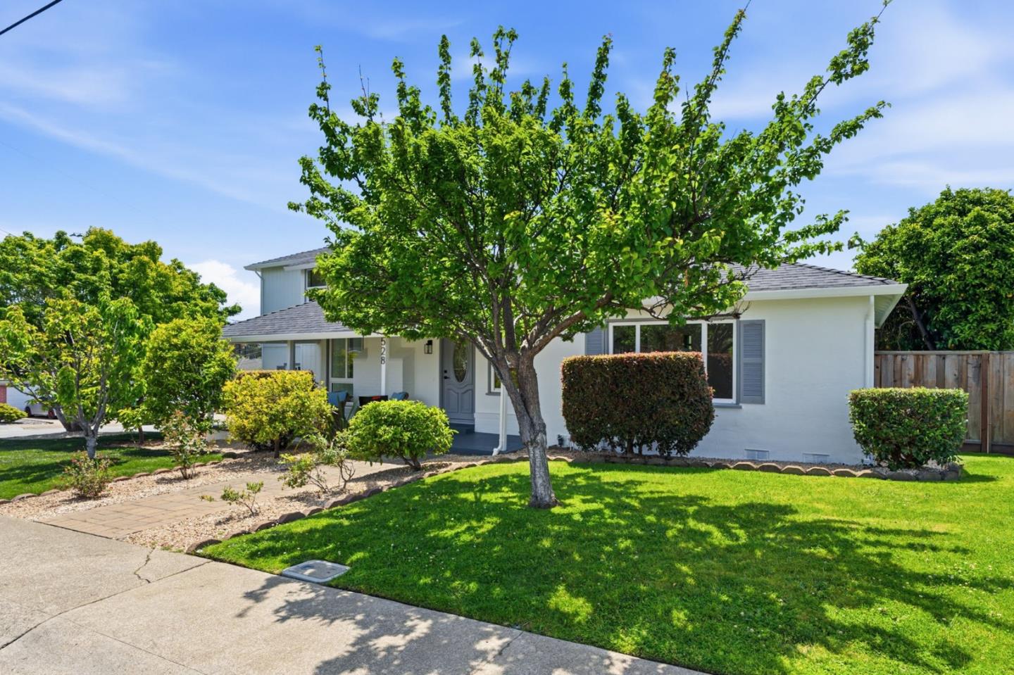 528 Santa Teresa Way