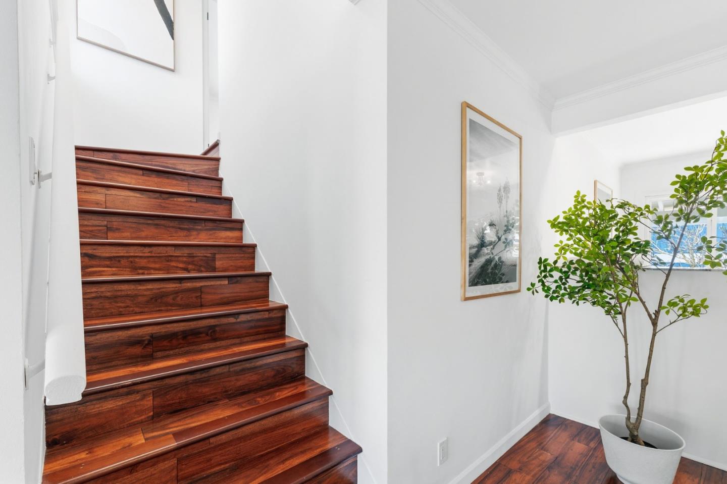 528 Santa Teresa Way