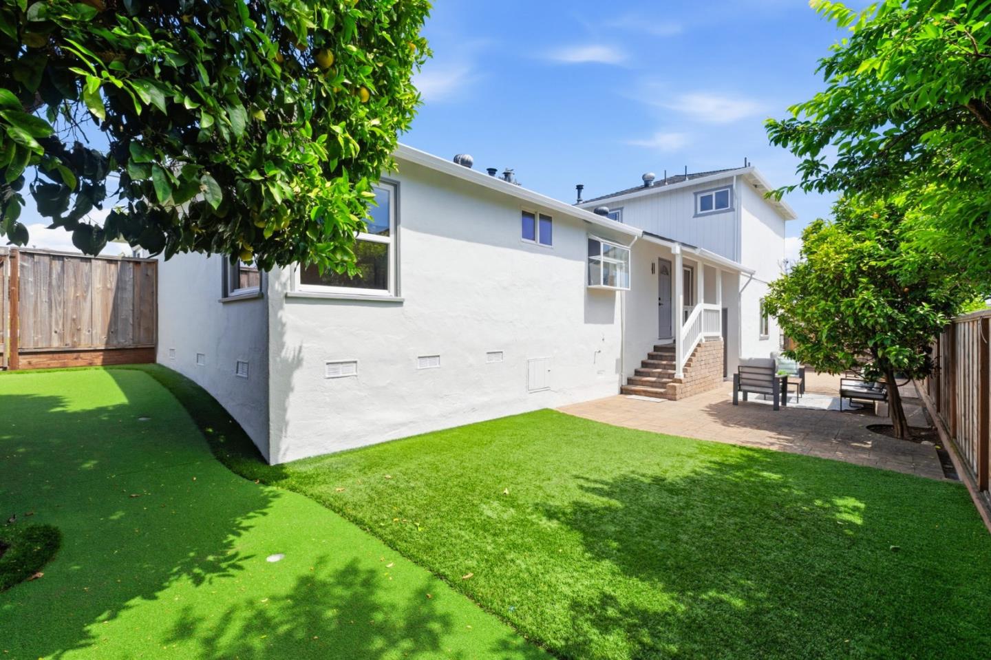 528 Santa Teresa Way