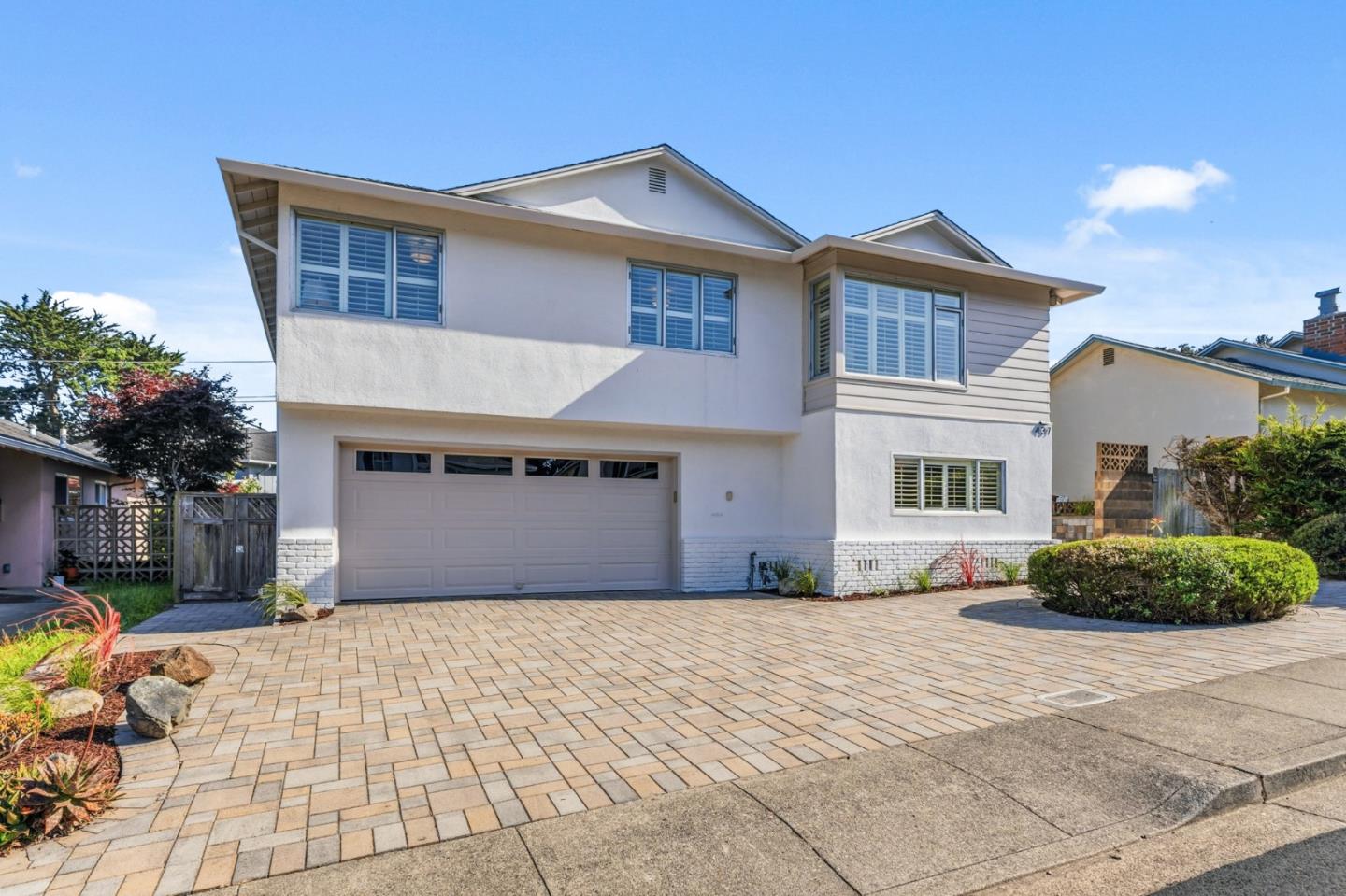 437 Almanor Avenue