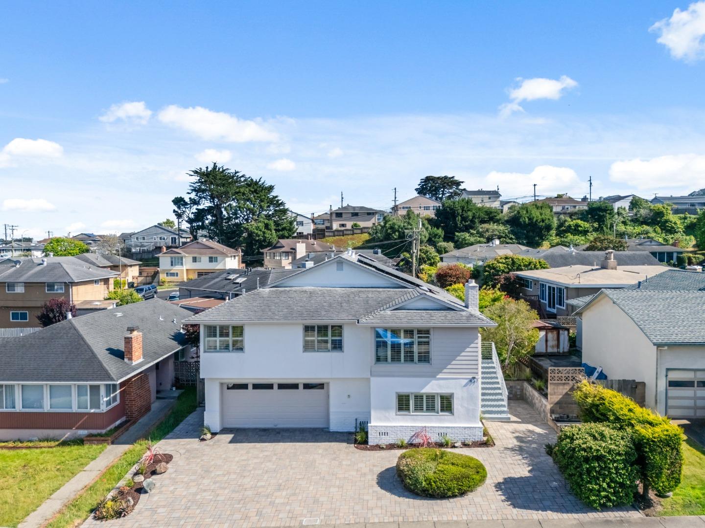 437 Almanor Avenue