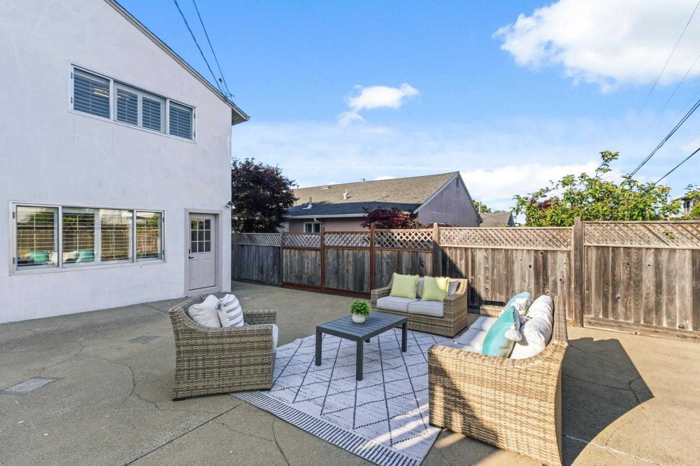 437 Almanor Avenue