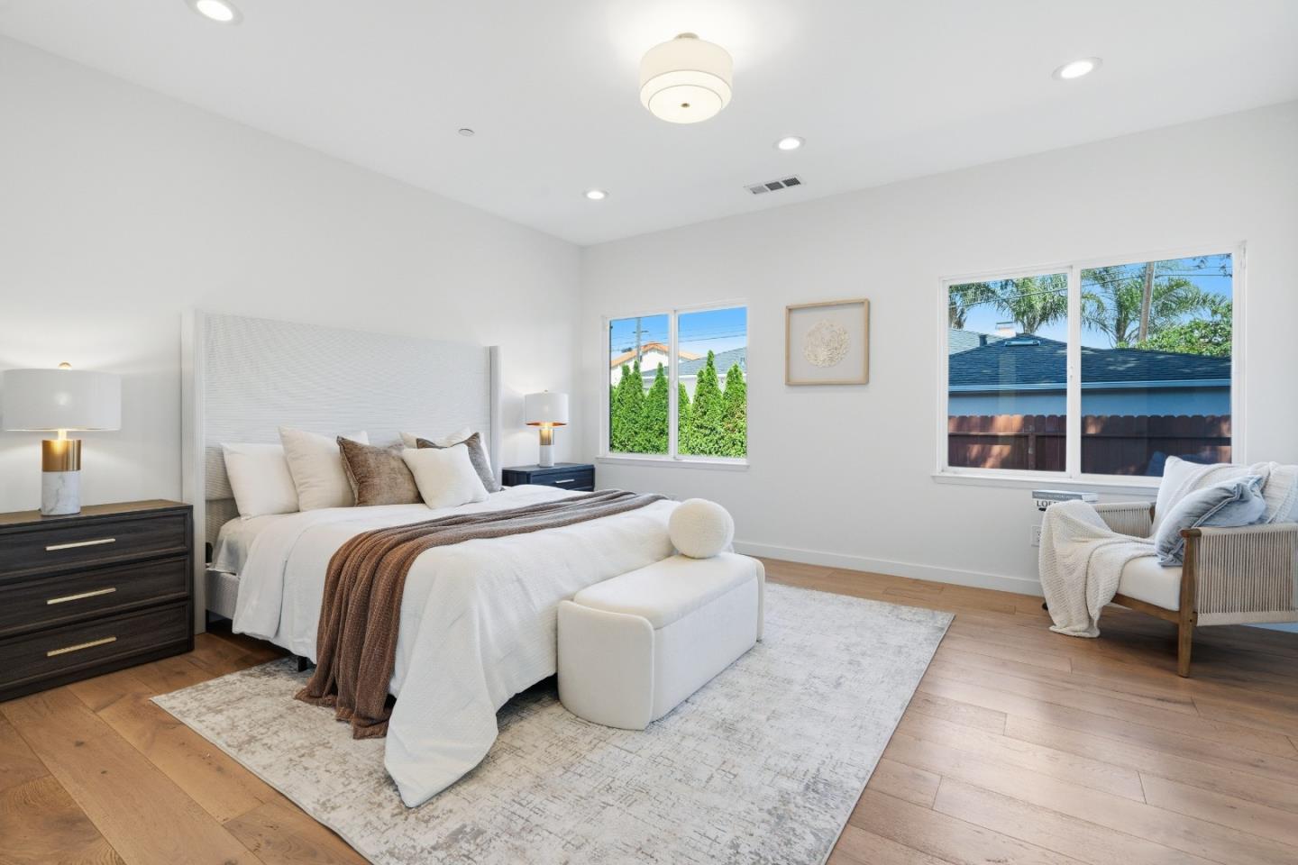 233 Poinsettia AVE