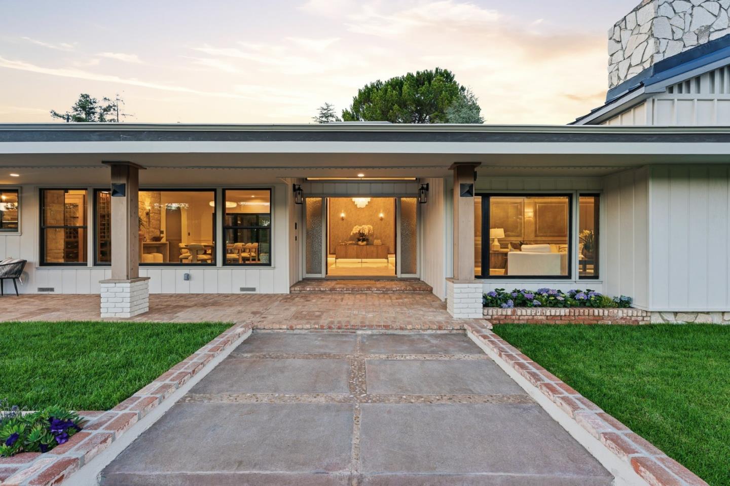 26201 Dori Lane