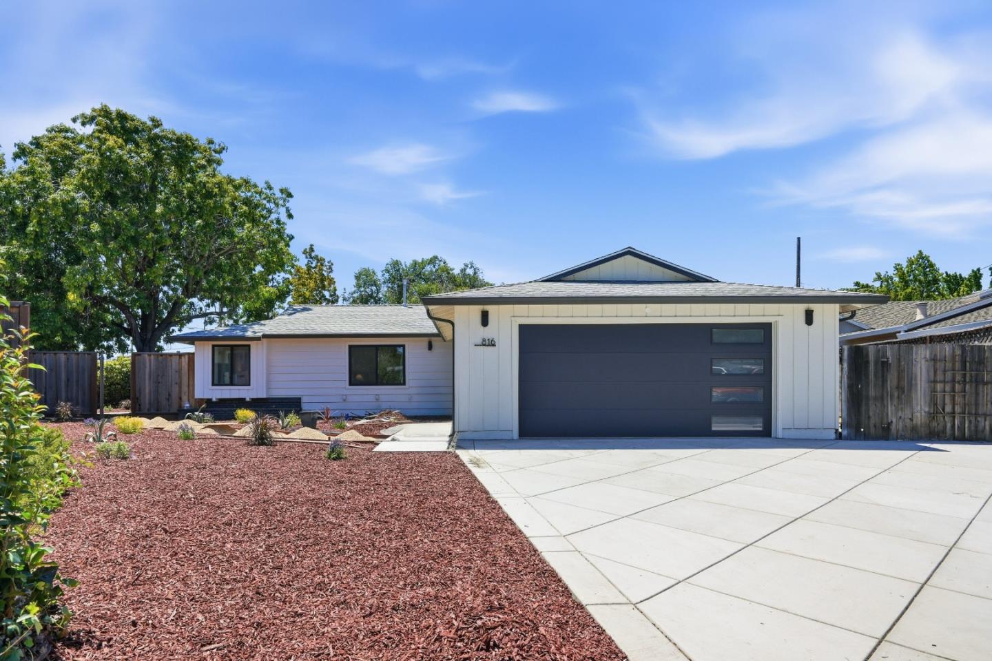816 Christopher Court