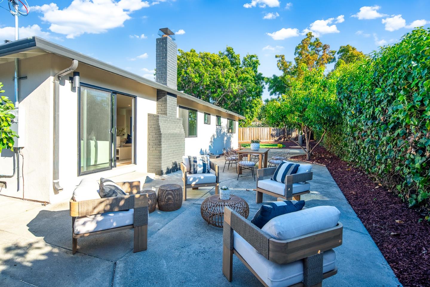 816 Christopher Court