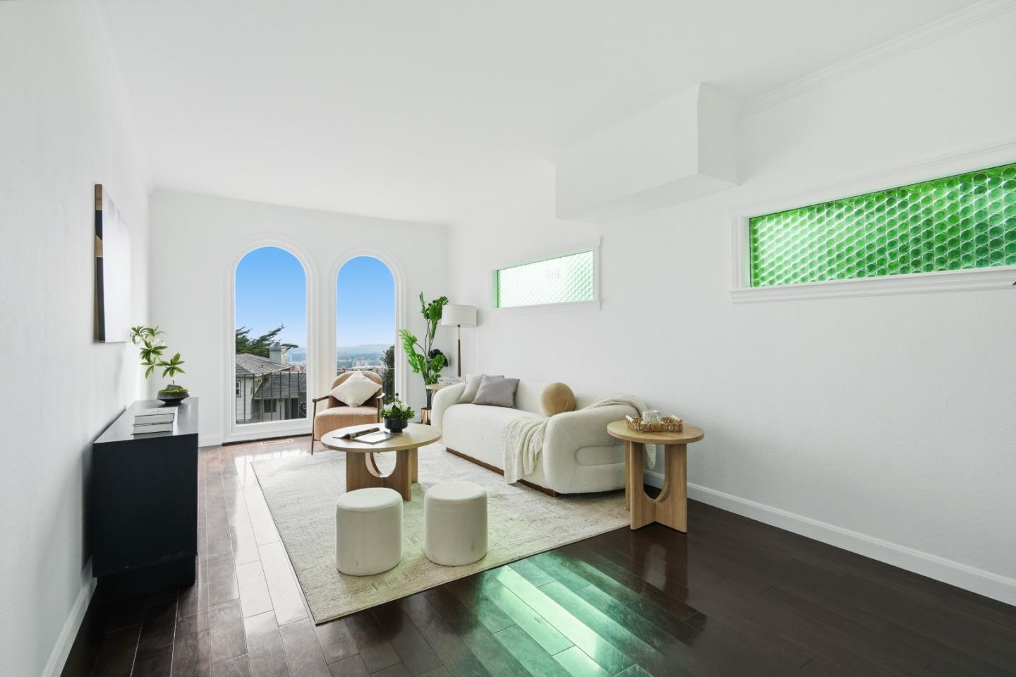 275 Maywood DR