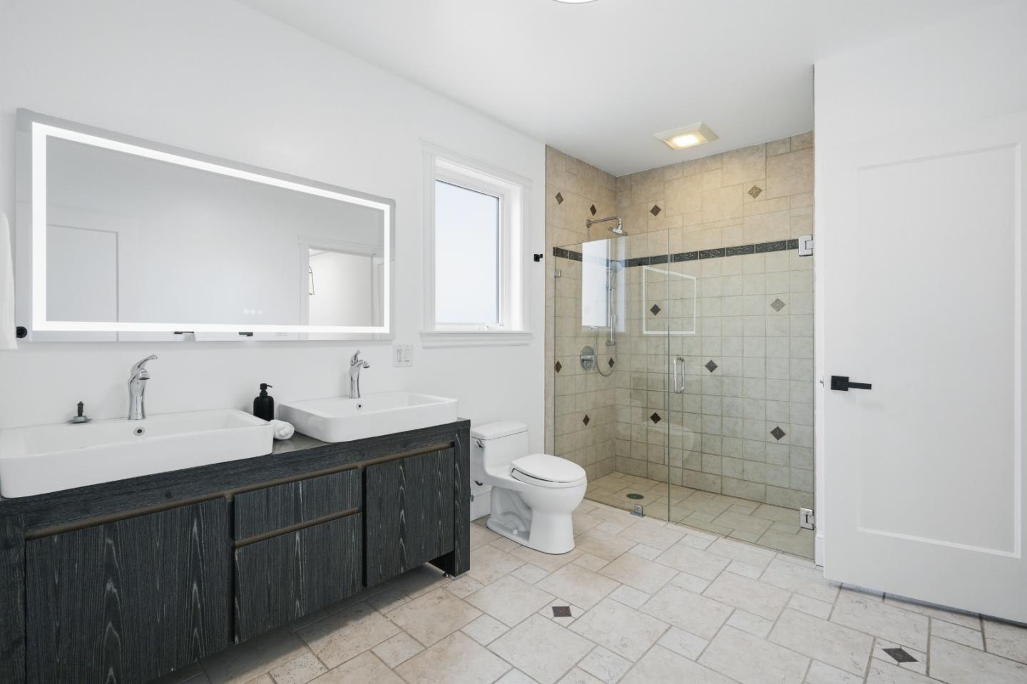 275 Maywood DR