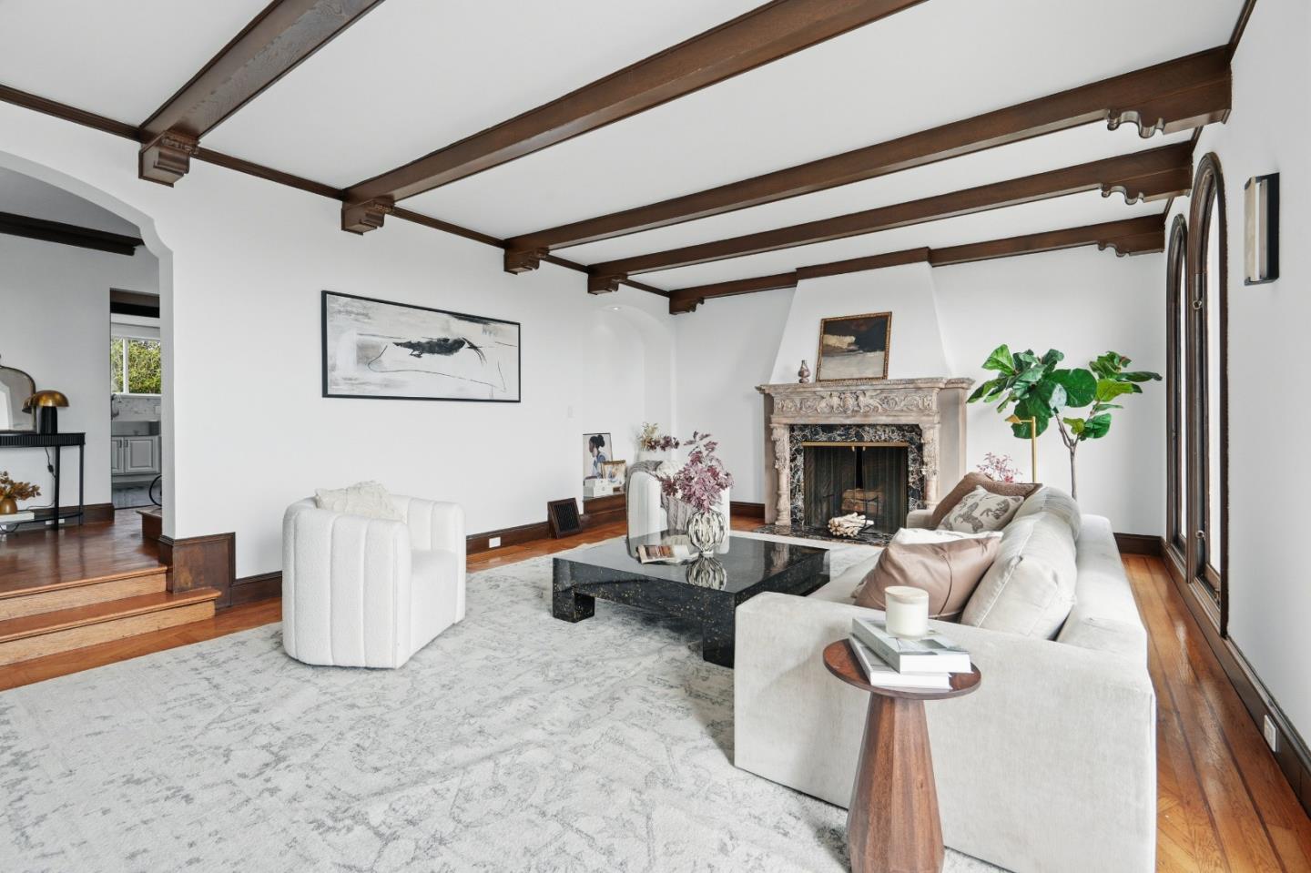 275 Maywood DR