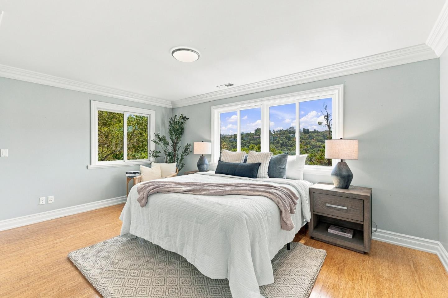 2702 Monte Cresta DR