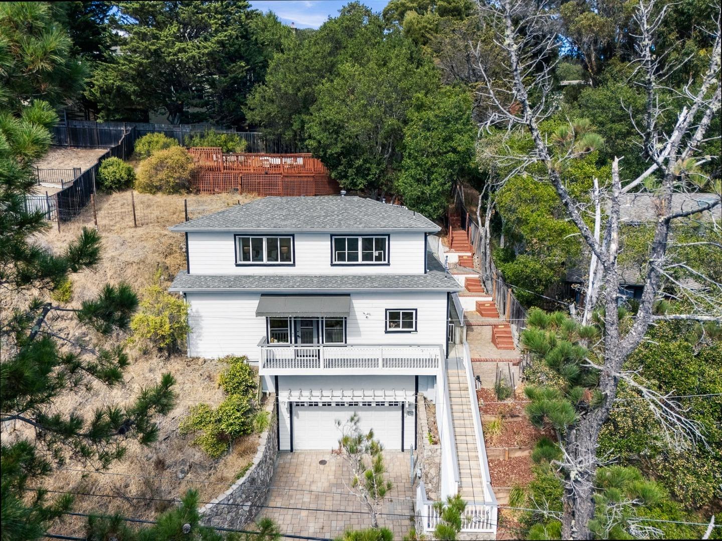 2702 Monte Cresta DR