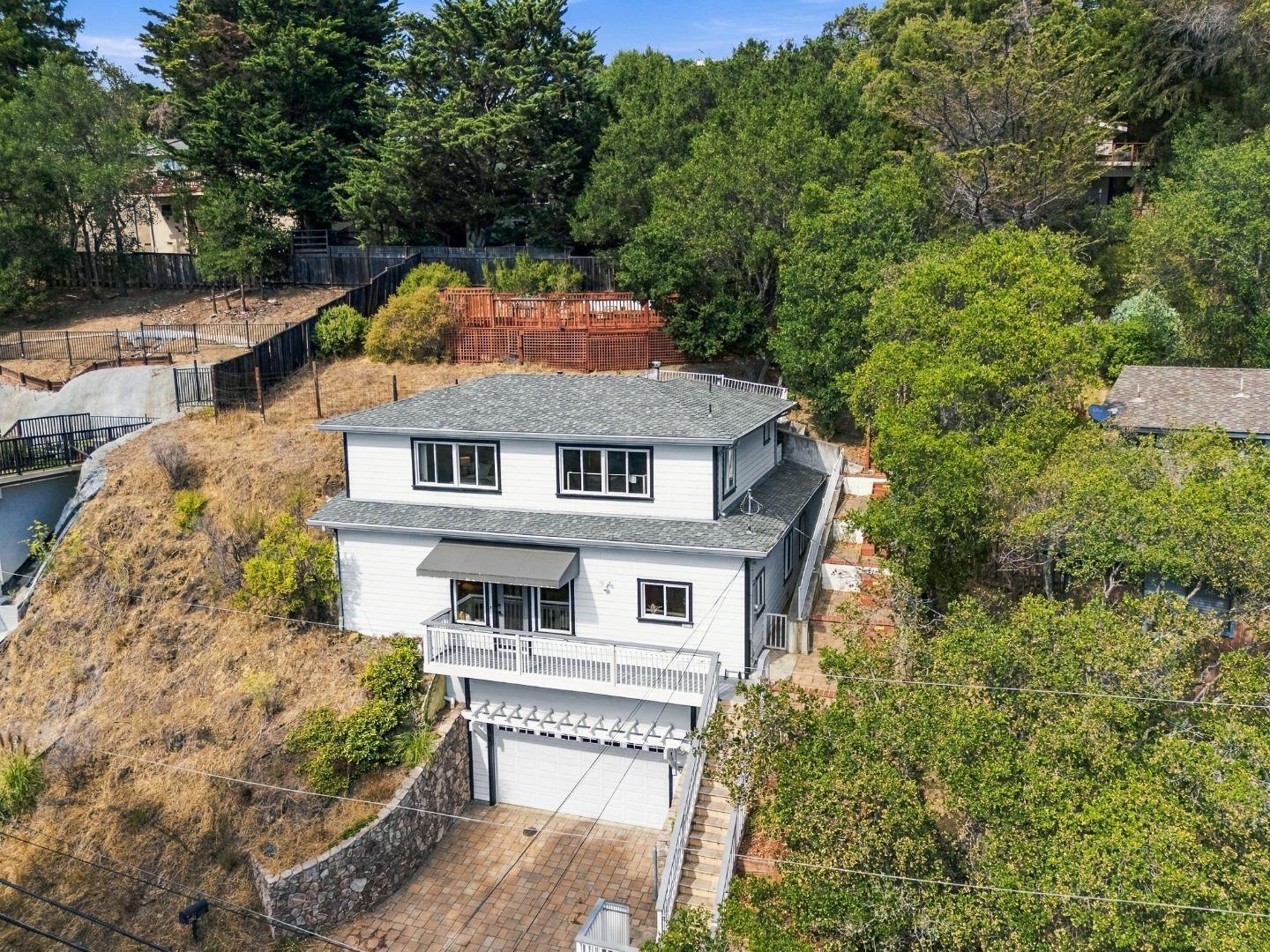 2702 Monte Cresta DR