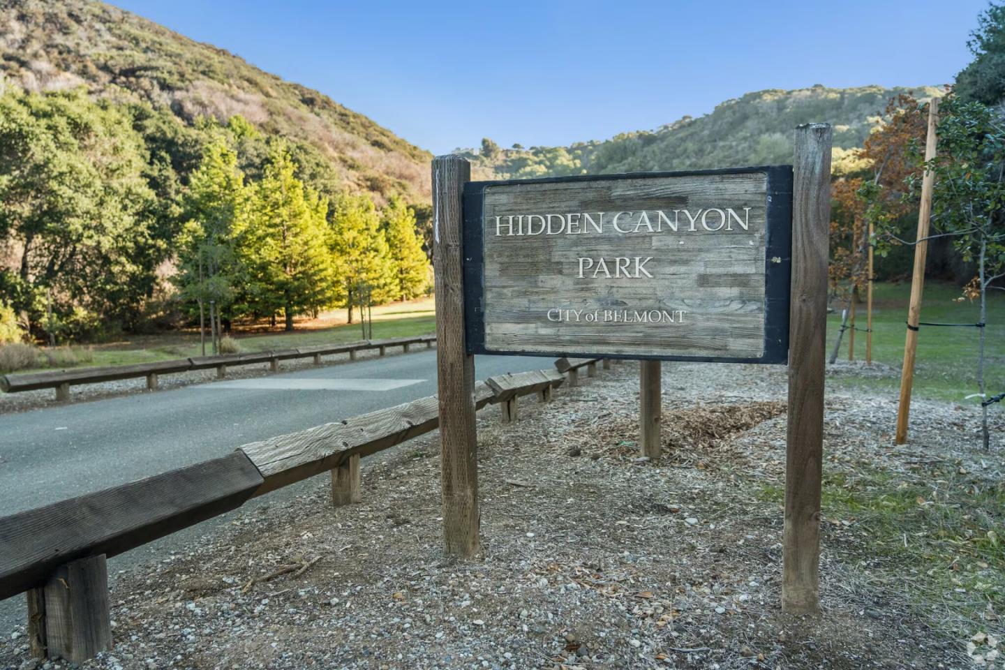 2702 Monte Cresta DR