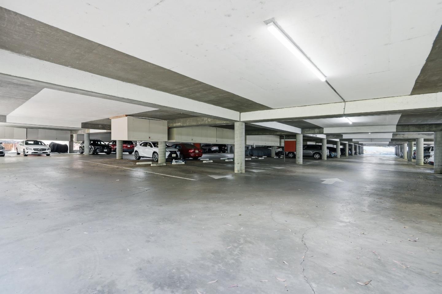 675 Sharon Park DR 208