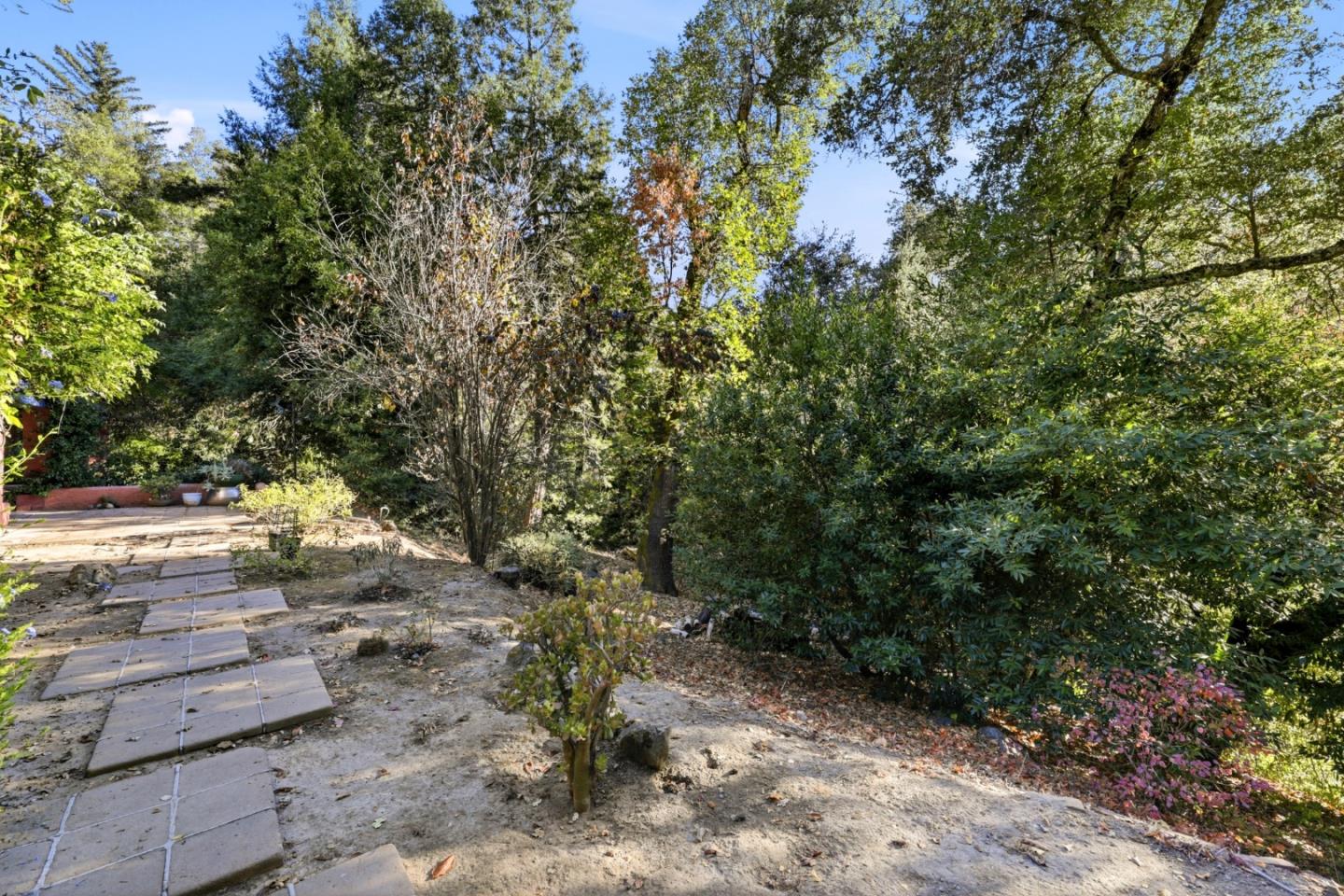 10 Joaquin RD