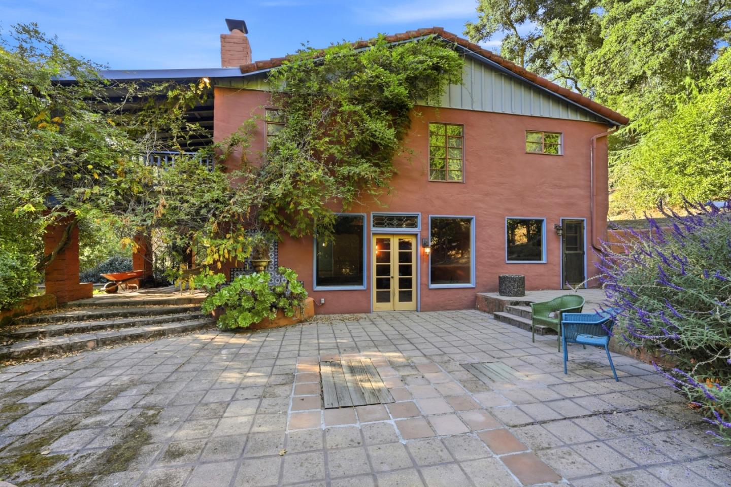10 Joaquin RD