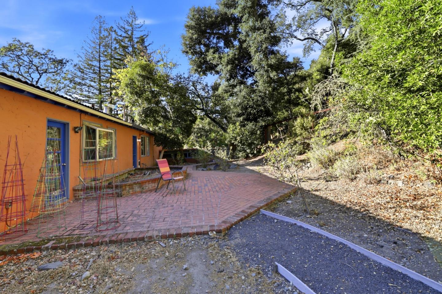 10 Joaquin RD
