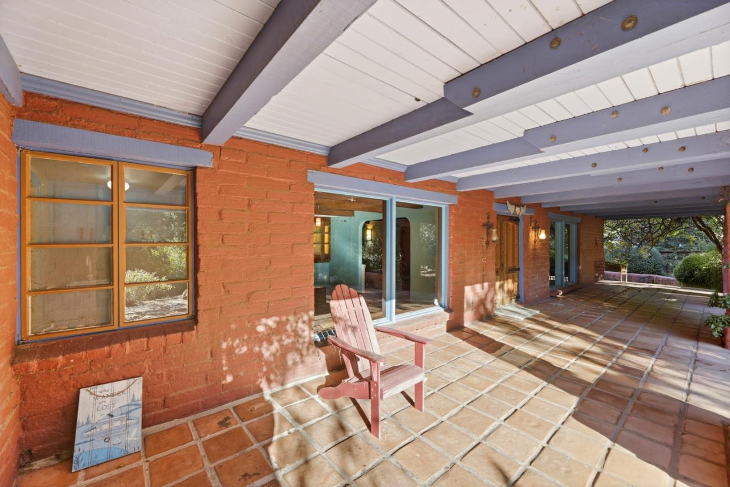 10 Joaquin RD