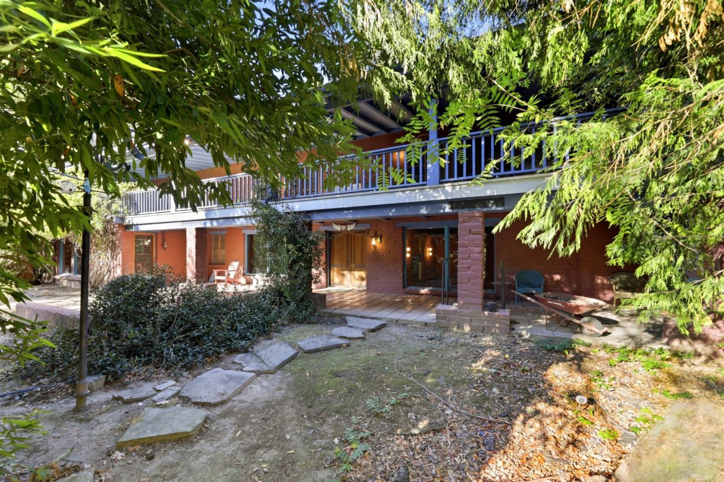 10 Joaquin Rd Portola Valley CA