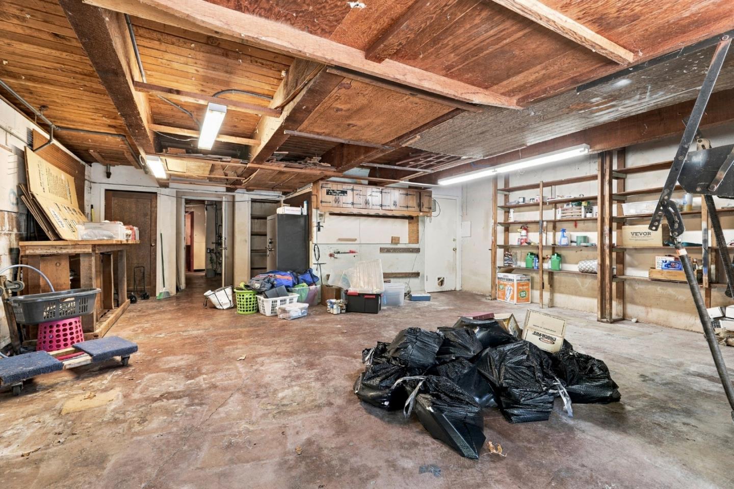 10 Joaquin RD