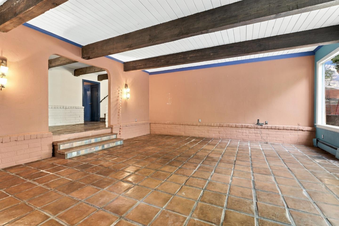 10 Joaquin RD