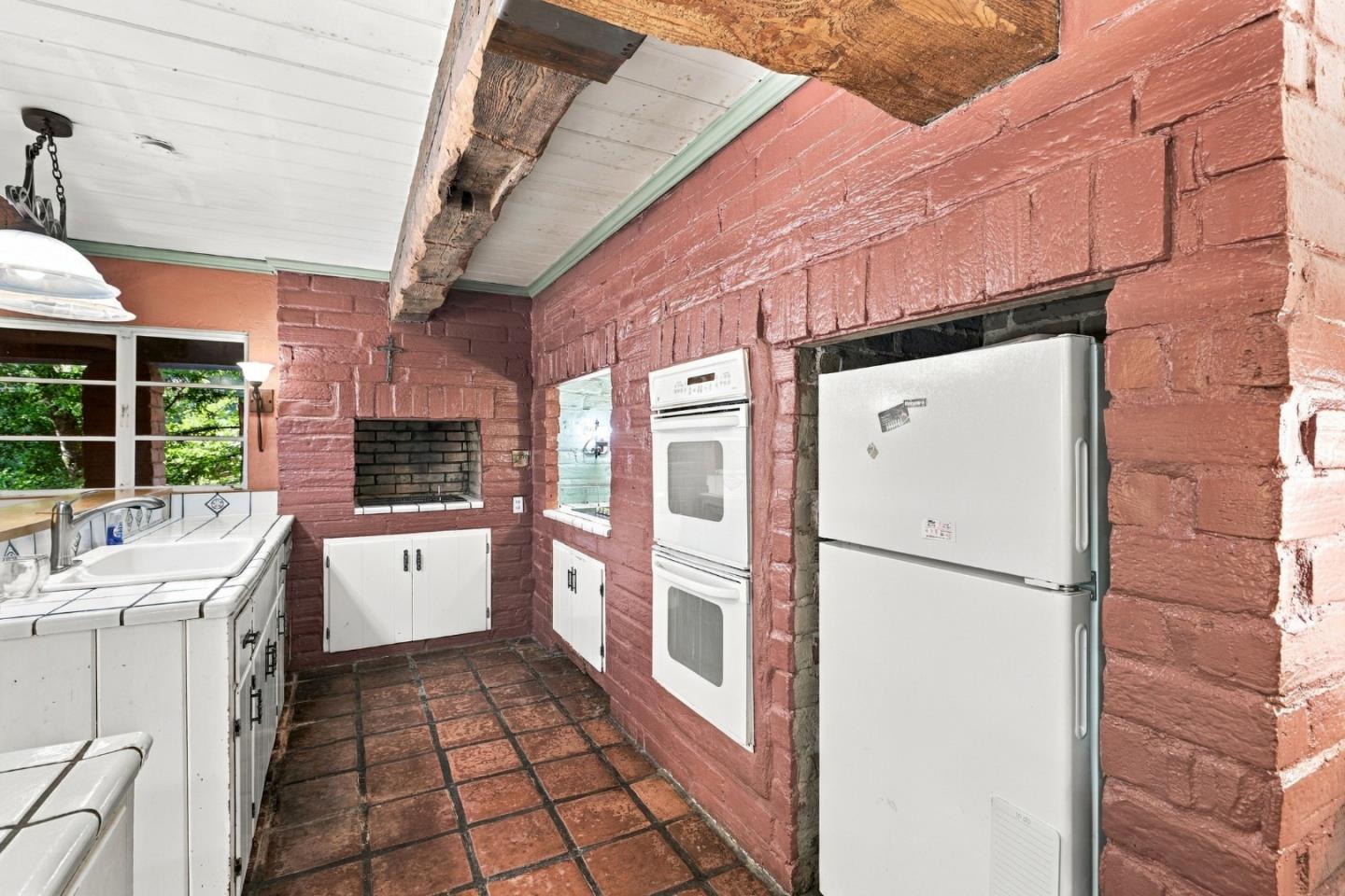 10 Joaquin RD