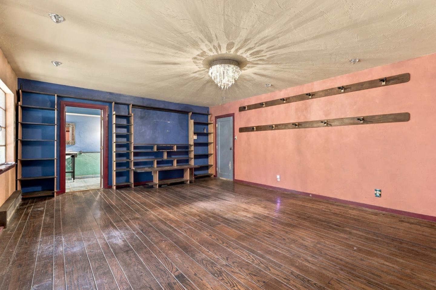 10 Joaquin RD