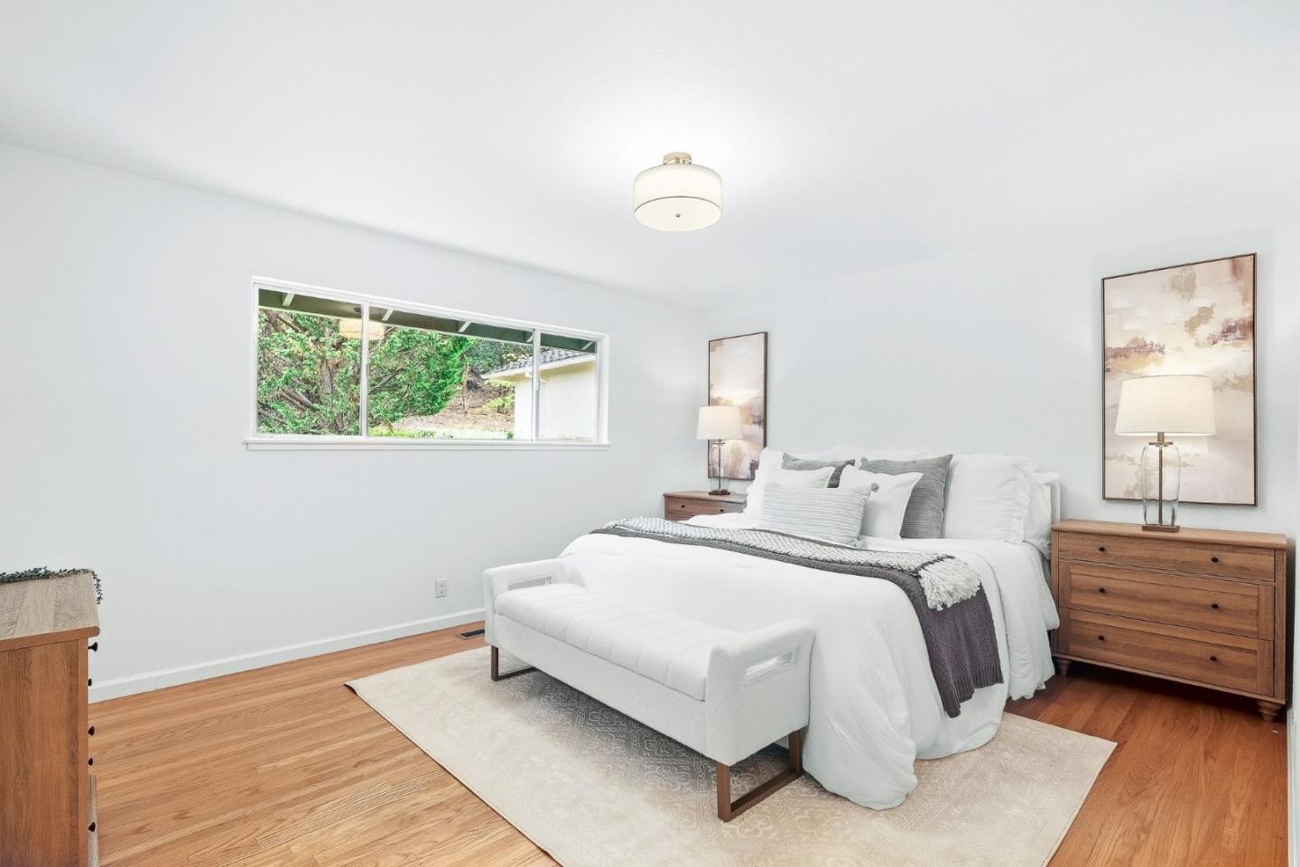 1225 Murchison Dr