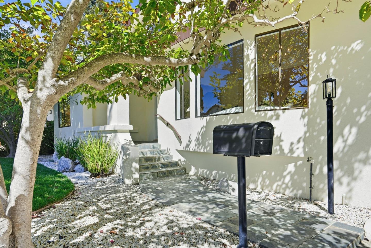 1280 Balboa Ave