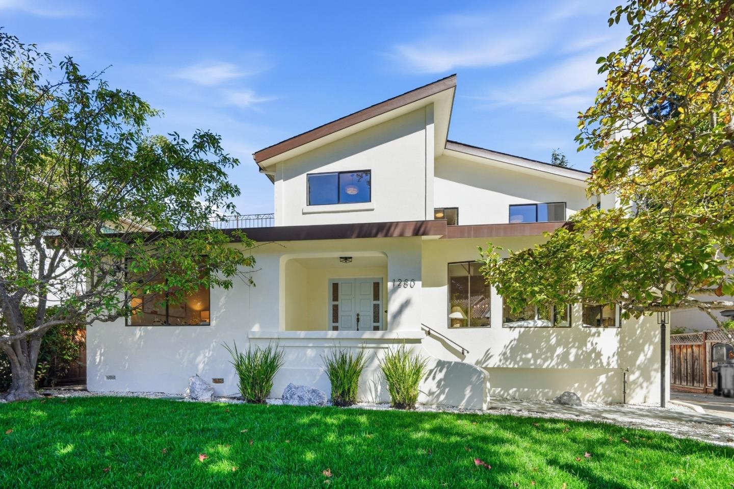 1280 Balboa Ave