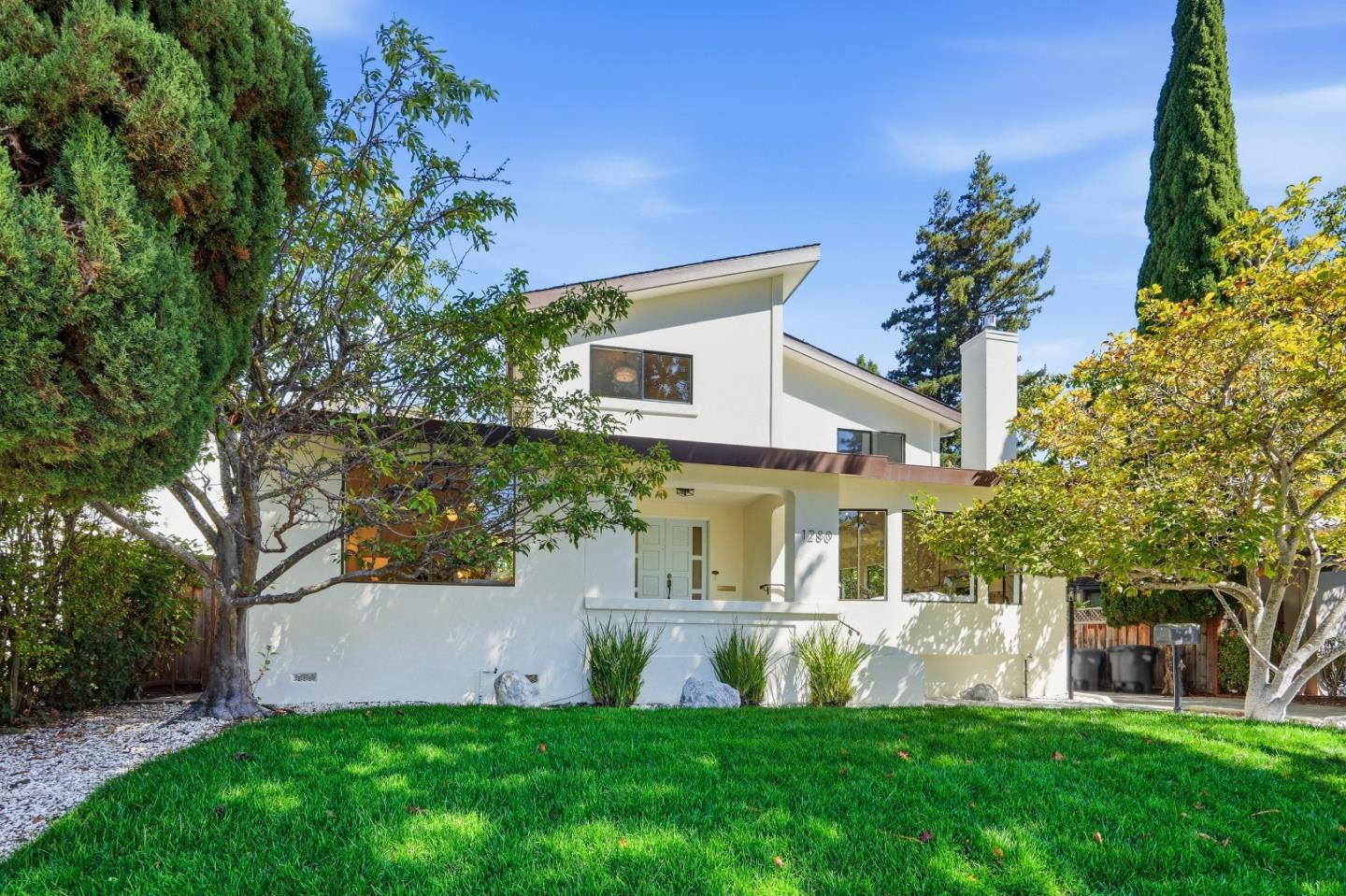 1280 Balboa Ave