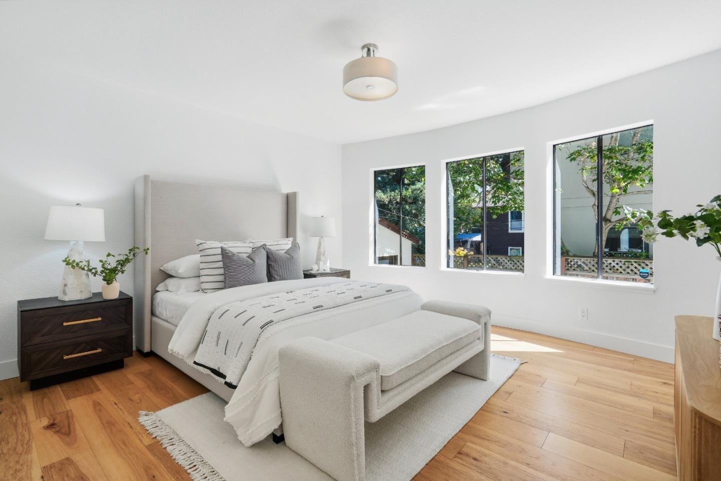 1280 Balboa Ave