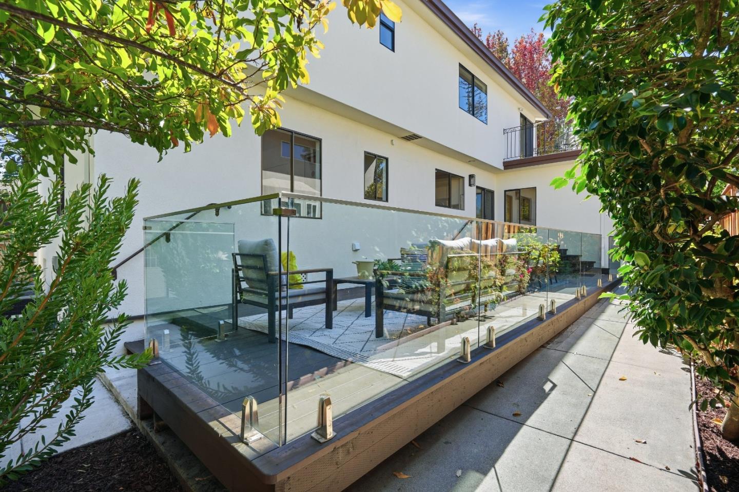 1280 Balboa Ave