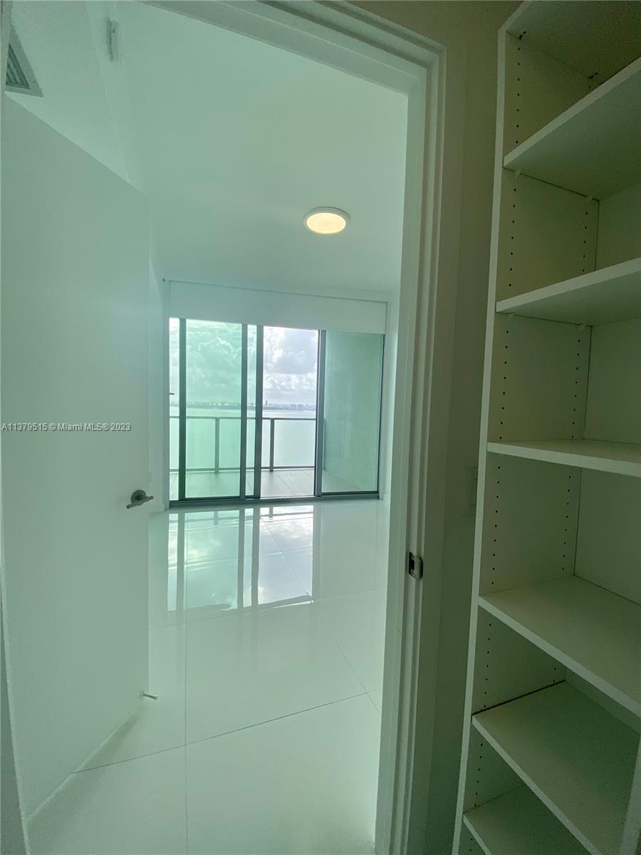 2900 NE 7th Ave # 2905