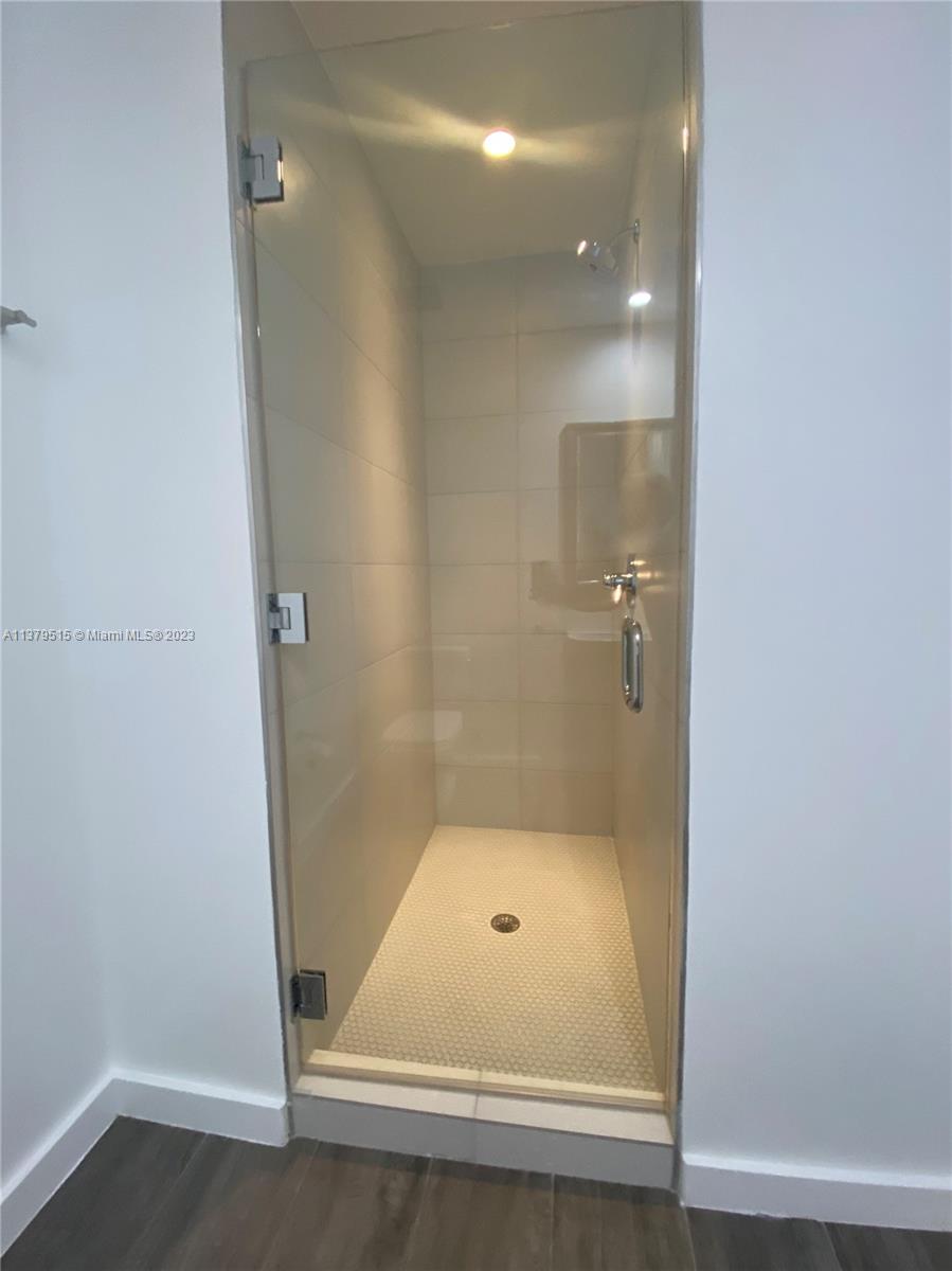 2900 NE 7th Ave # 2905