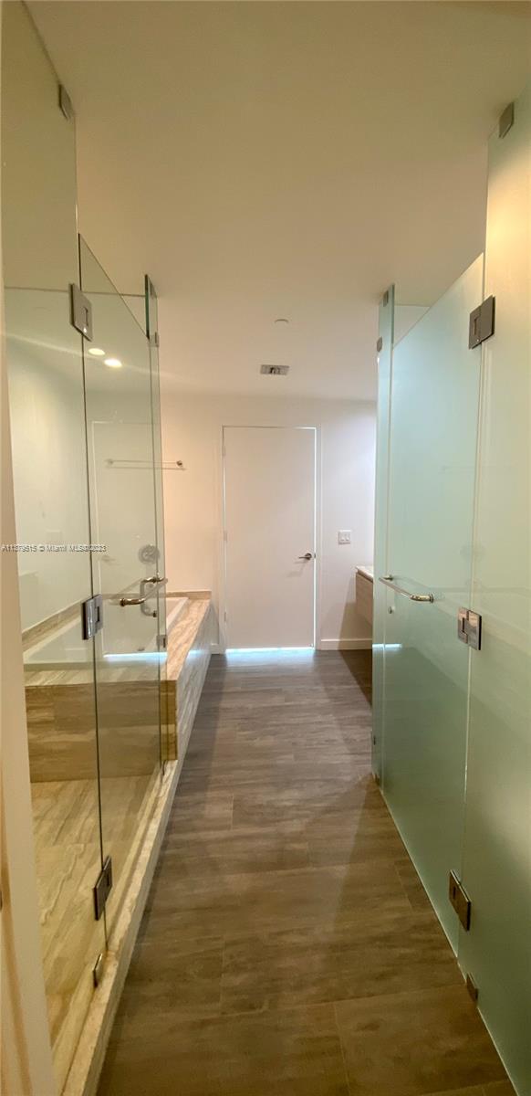 2900 NE 7th Ave # 2905
