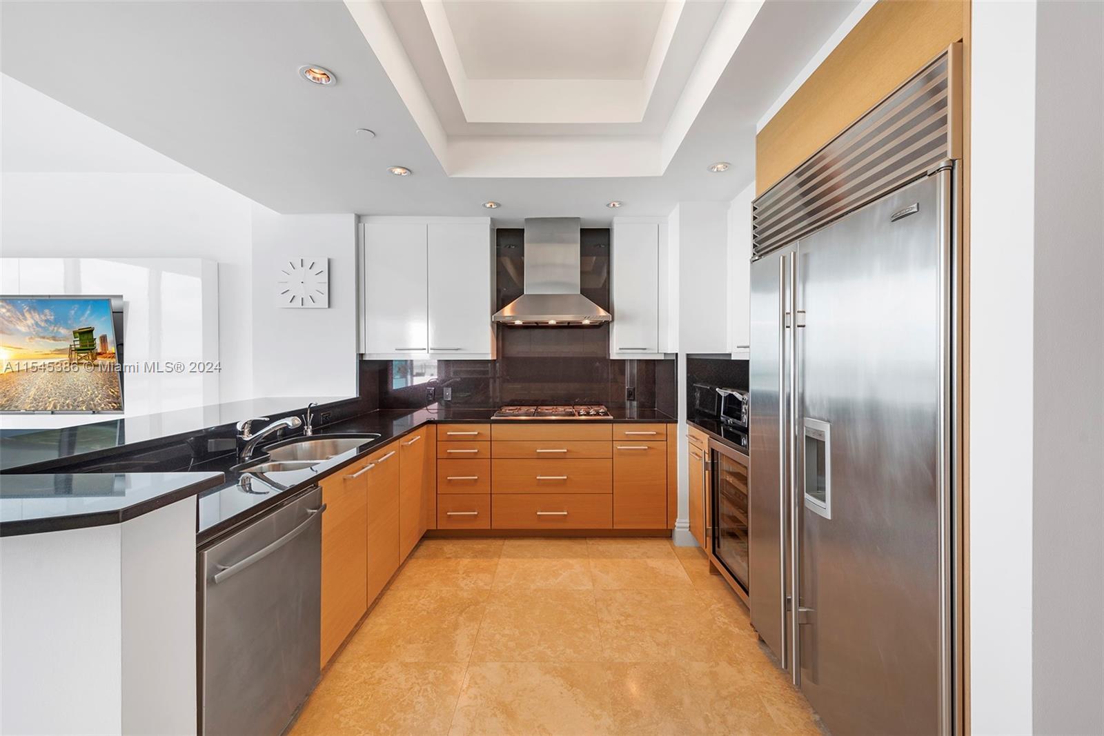 10295 Collins Ave # 2404