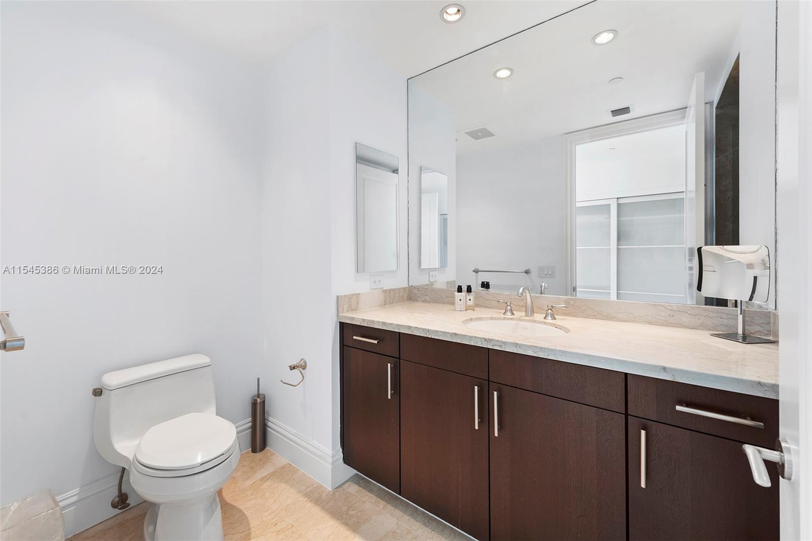 10295 Collins Ave # 2404